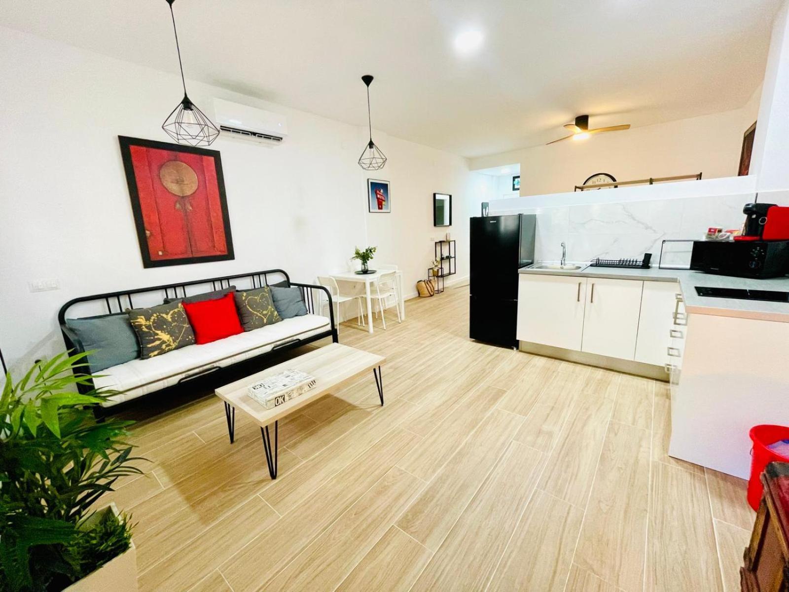 Completo Y Bello Apartamento En Málaga Buitenkant foto